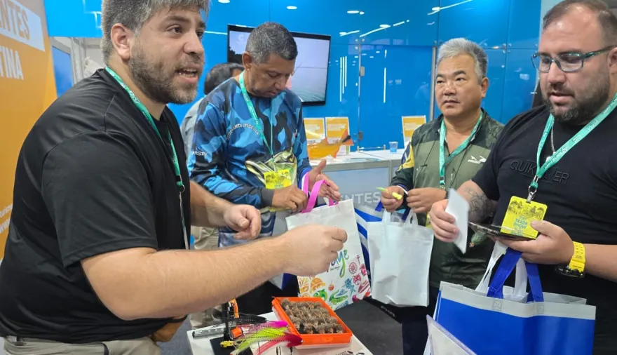 Corrientes promocionó su oferta de pesca deportiva en la mayor feria del sector en Latinoamérica