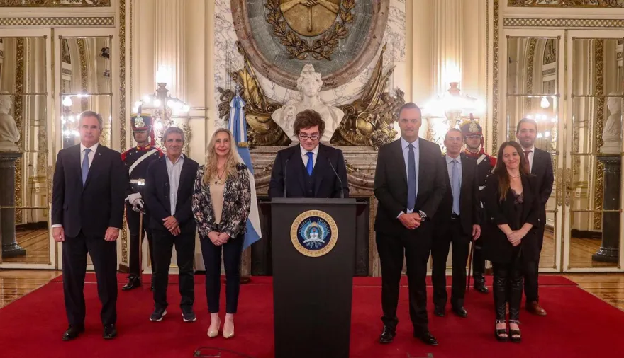 Javier Milei celebró el fallo por YPF y cuestionó a Cristina Kirchner y a Axel Kicillof