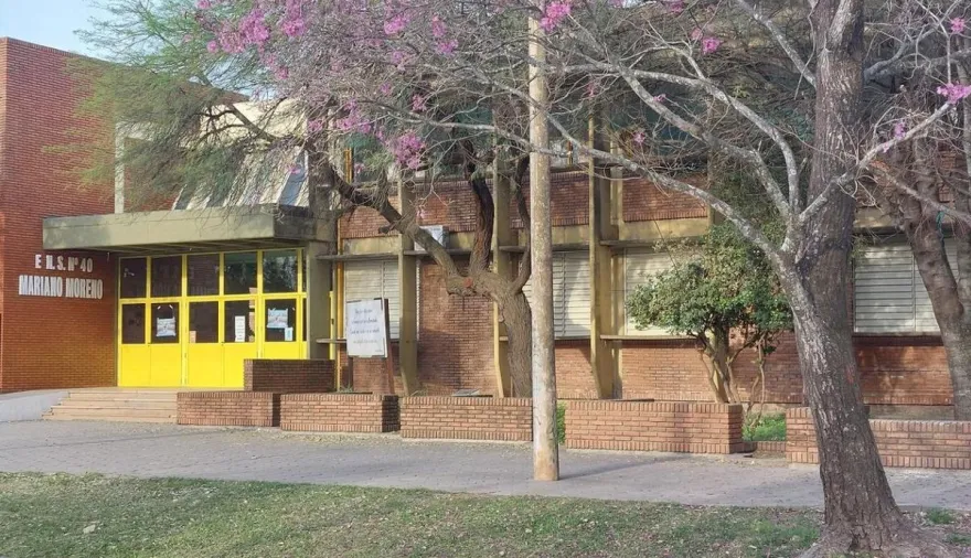 Un alumno entró armado a un colegio y mató a un compañero en Santa Fe