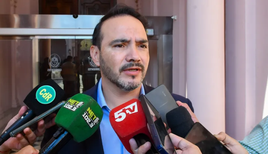 Valdés anunció avances con la UNNE, gestiones con ANSES y tierras para Corrientes