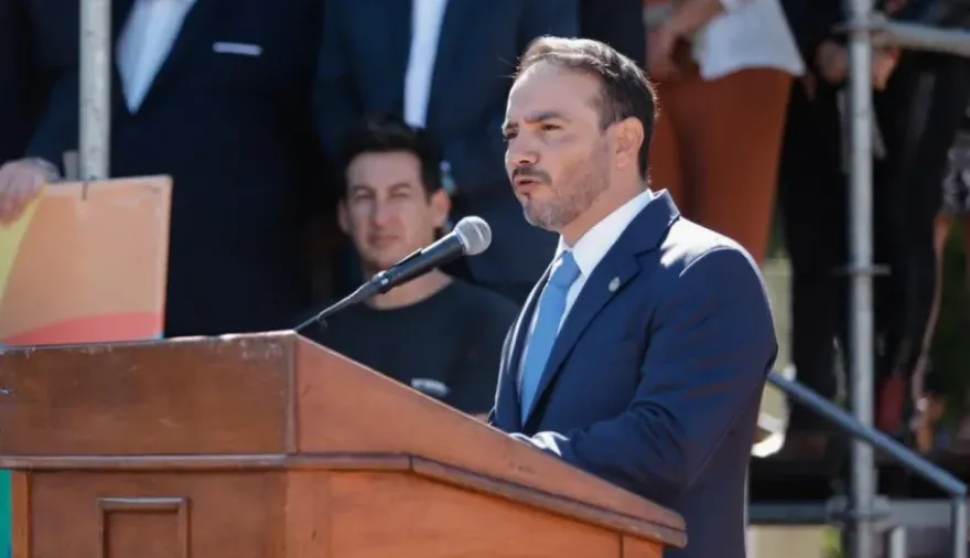 Valdés retoma gestiones con Nación y apunta a obras, deuda previsional y reclamos históricos