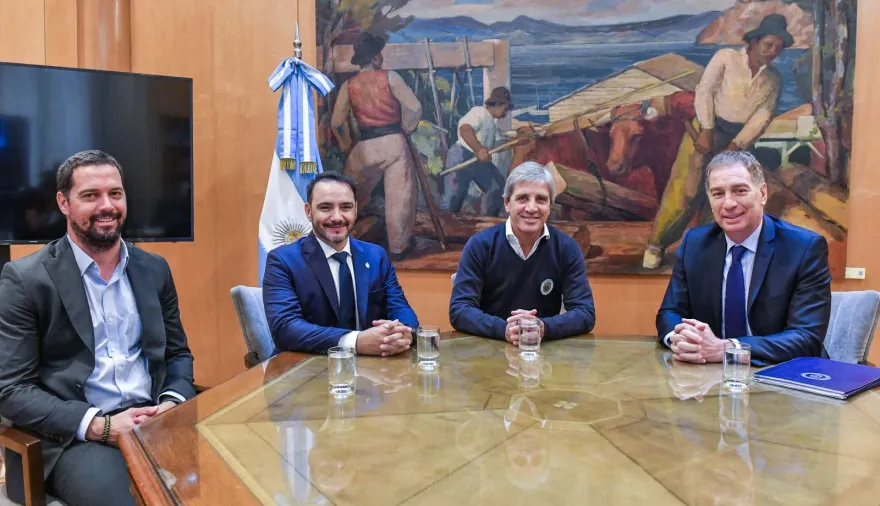 Juan Pablo Valdés se reunió con los ministros Santilli y Caputo en busca de mejoras para Corrientes