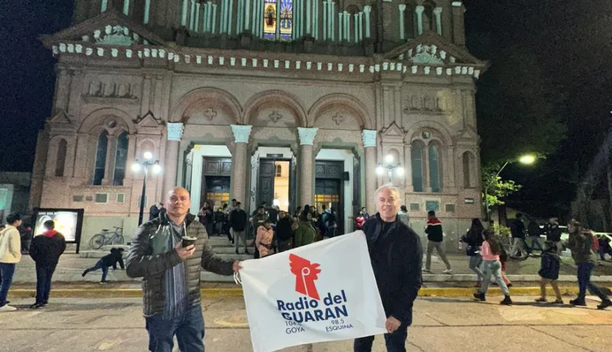 La imagen peregrina de Santa Rita de Casia visita Radio del Guaran en el mes de la patrona de Esquina