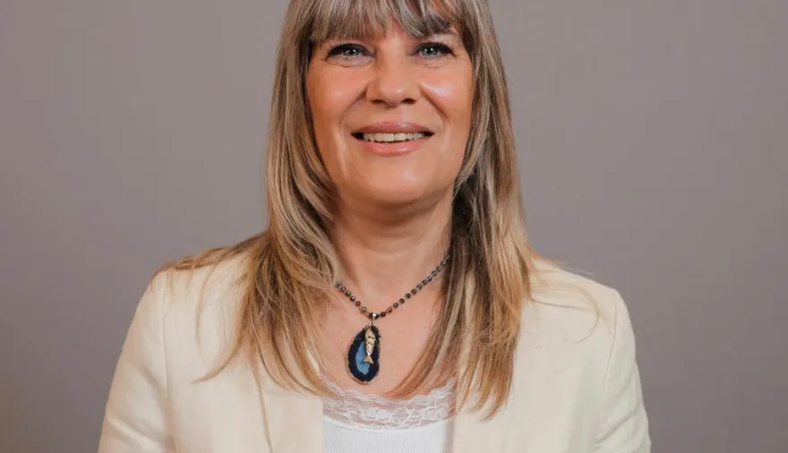 Mariel Gabur destacó por Radio del Guaran el crecimiento industrial que impulsa Corrientes