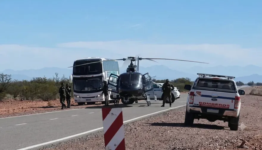 Tragedia en San Juan: murieron 7 personas tras estrellarse un helicóptero que iba combatir los incendios forestales