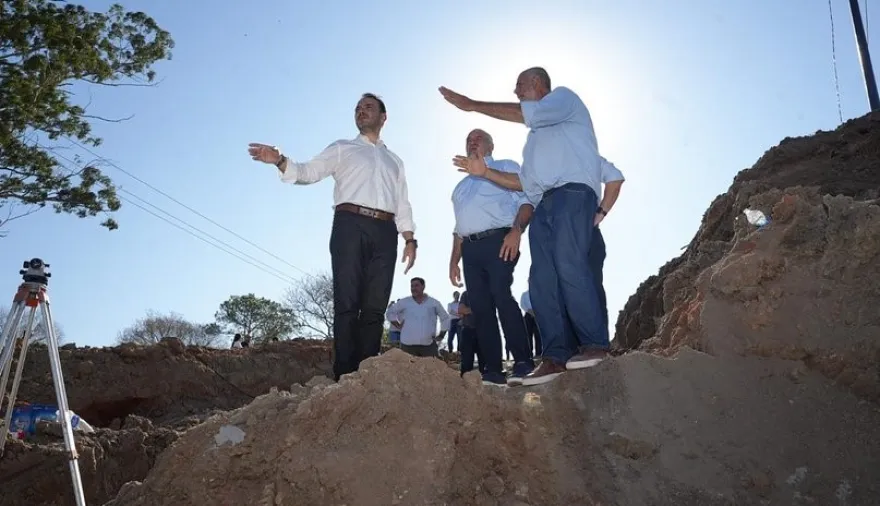 Avanzan las obras de canalización del arroyo Pirayuí para reducir el riesgo de inundaciones en Capital