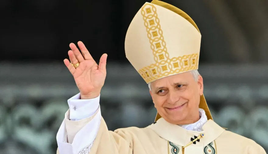 El Gobierno comienza a organizar la visita del papa León XIV