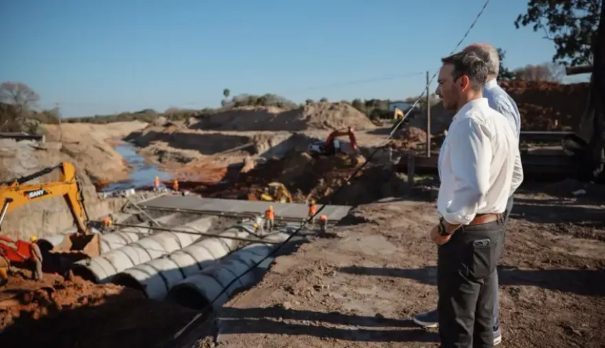 Valdés destacó el avance de las obras hídricas para anticiparse al impacto del Niño en Corrientes