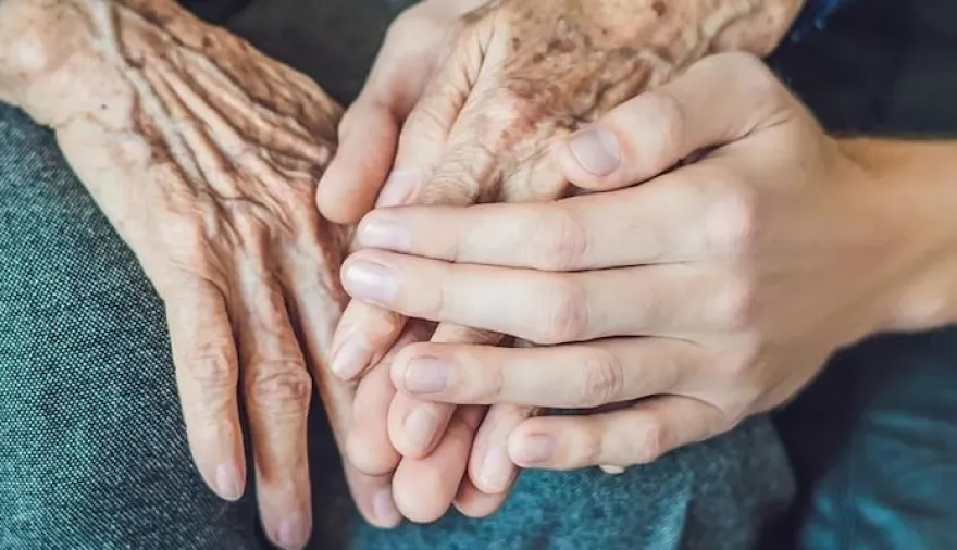 Científicos descubrieron una nueva proteína que podría prevenir el envejecimiento y no dan crédito