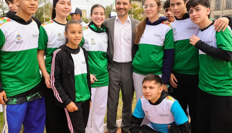 Valdés puso en valor el esfuerzo de 700 estudiantes que llegaron a las finales Interescolares