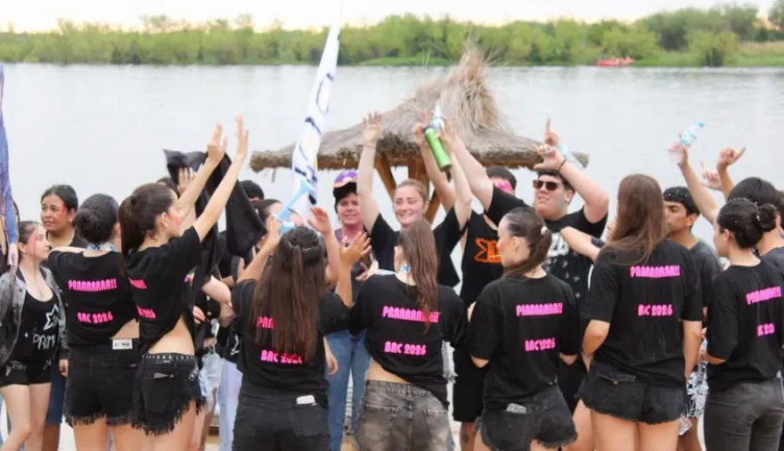 Cristian Olivetti acompañó el festejo por el día del Estudiante en la Costanera de Esquina