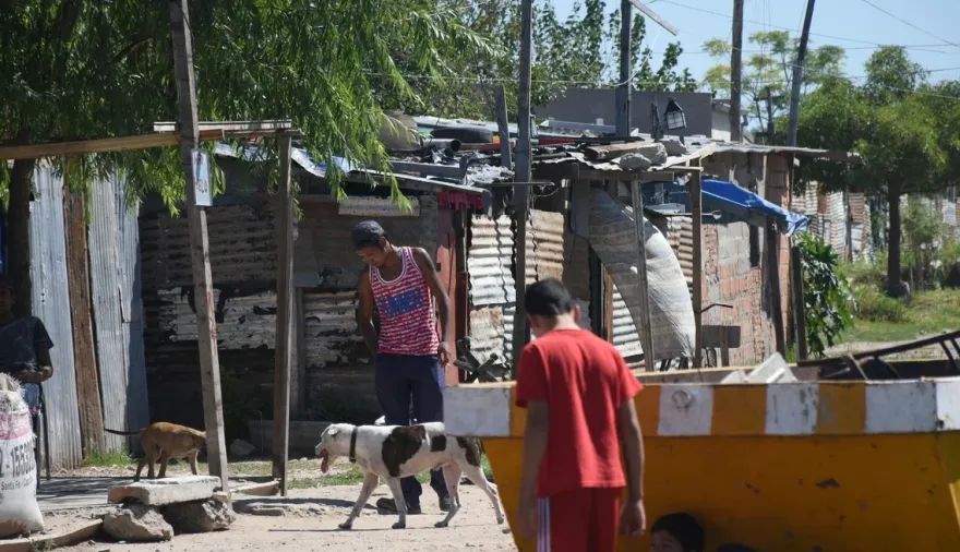 La pobreza alcanzó el 32,3% durante el primer semestre de 2026, informó el INDEC
