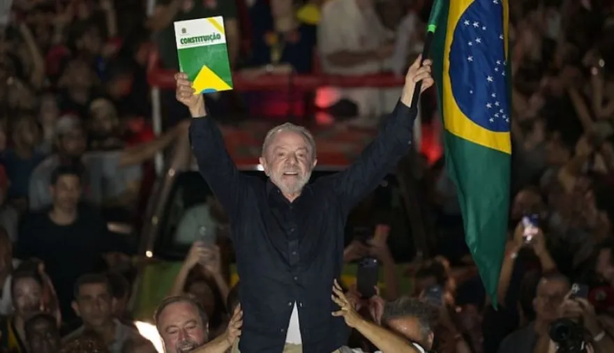 Lula da Silva ganó el balotaje en Brasil y aseguró su reelección frente a Flávio Bolsonaro