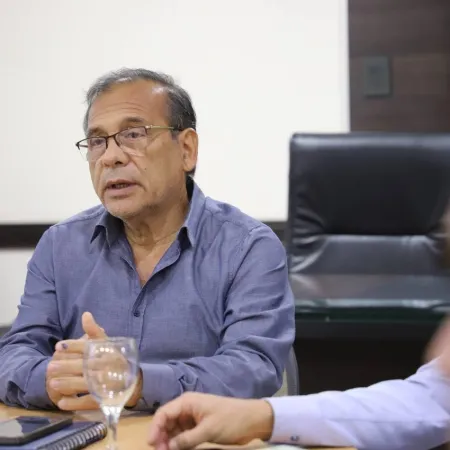 Cardozo se reunió con directores de hospitales para fortalecer la planificación sanitaria