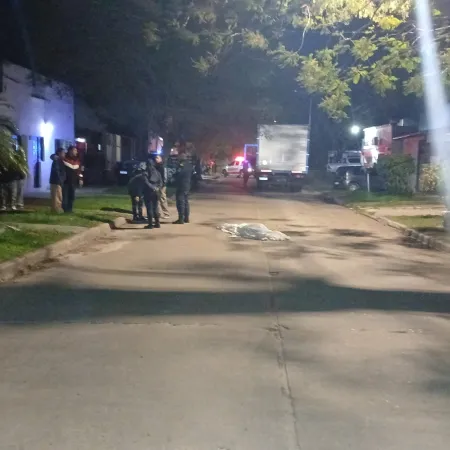 Accidente fatal en Esquina: Moto choca contra camión y muere joven acompañante