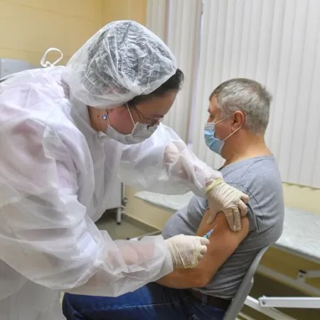 Salud Pública recuerda quiénes deben recibir la vacuna antigripal y refuerzos por Covid-19