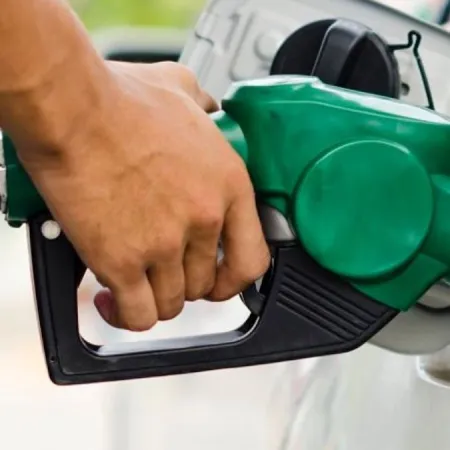 Aumentó la nafta tras el salto del dólar: cómo se espera que impacte en la inflación de agosto