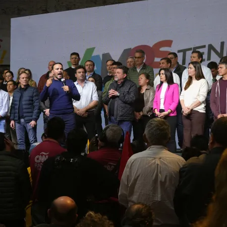 Vamos Corrientes convocó a una multitud para "poner de pie" a Santa Lucía