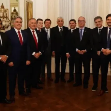 Agenda post-triunfo: Valdés en Clarín y la apuesta por un frente federal