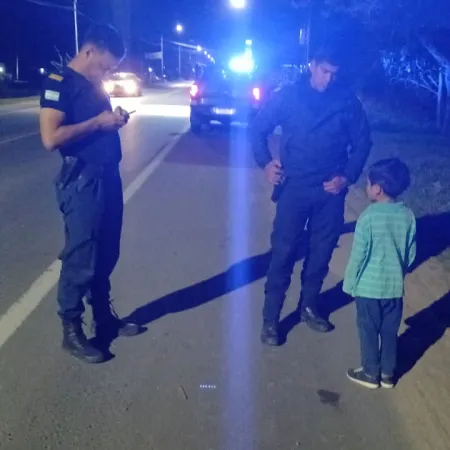 Menor de 6 años fue hallado solo en Ruta Nacional 12 de Esquina