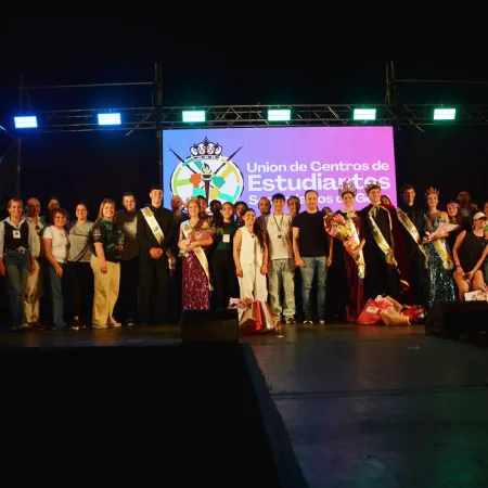 Luana Enrique y Santino Calvi: reyes de la estudiantina 2025