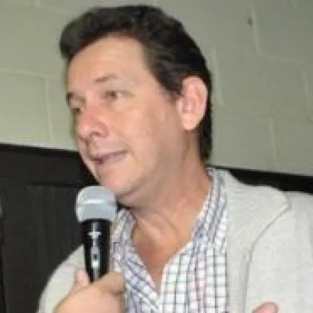 Diógenes González pide el voto en Corrientes: "Es un voto en defensa de los Recursos Provinciales"