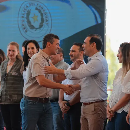 Gustavo Valdés acompañó al presidente Santiago Peña en una jornada de trabajo en Humaitá