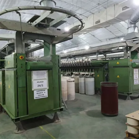 Alal cierra sus plantas de hilados y telas de Goya y Villa Angela