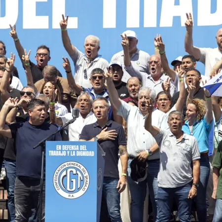 La CGT convocó a un paro general para el día que se trate la reforma laboral en Diputados