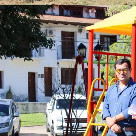 Homenaje a Carlos Aníbal Morel: inauguraron un monolito a 30 años de la ordenanza que dio su nombre a la plaza