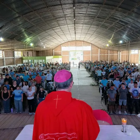 Monseñor Canecin : “Todos los jóvenes, todos, todos invitados a caminar con Jesús en la Semana Santa”.