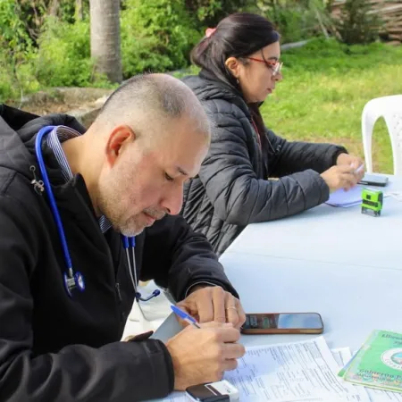 Esquina llevó un operativo integral de salud y acción social a Cruz de los Milagros