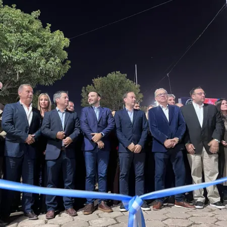 El Gobernador Juan Pablo Valdés junto al Intendente Mariano Hormaechea participaron de la habilitación de  Expo Goya