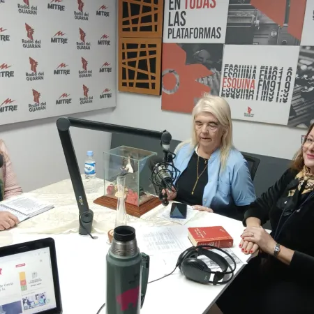 Radio del Guaran recibió la visita de Santa Rita Peregrina en sus estudios