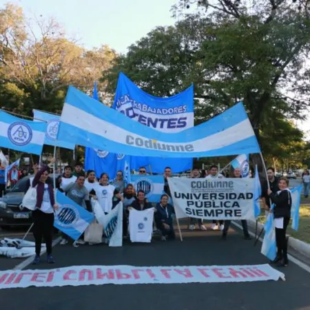 Masiva convocatoria en Corrientes y Chaco por la defensa de las universidades públicas