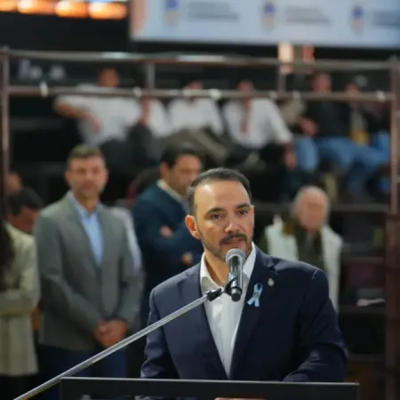 Juan Pablo Valdés encabezó la apertura de Las Nacionales y resaltó la fuerza ganadera correntina