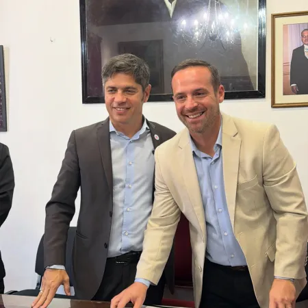 Alianza estratégica: Cristian Olivetti firmó un convenio con Axel Kicillof para potenciar el turismo en Esquina