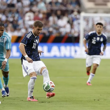 Ensayo aprobado: Argentina venció 2-0 a Honduras con caras nuevas y sin Messi