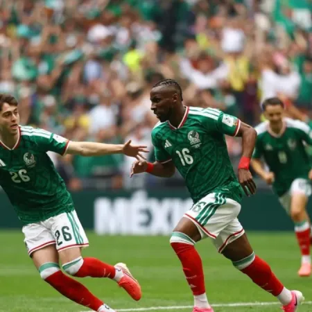 México se impuso con claridad a Sudáfrica en el arranque del Mundial