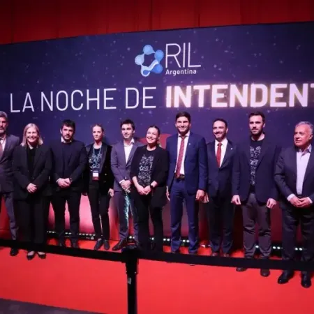 Gobernadores del Litoral coordinan un reclamo conjunto por recursos ante la Nación