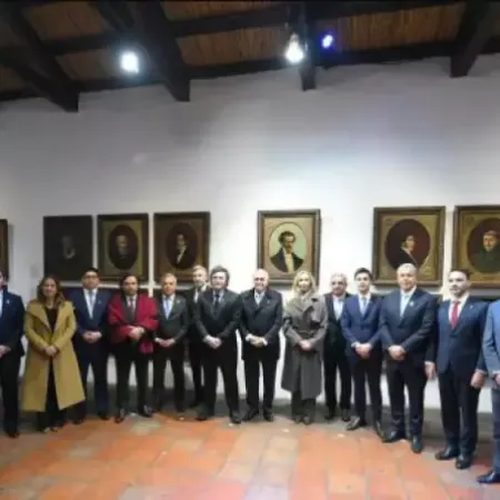 Valdés destacó el diálogo con Milei y los gobernadores tras la vigilia por la Independencia