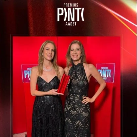 "Esquina es una de las herencias más lindas que nos dejó nuestro papá", dijeron las hermanas Marull al recibir el Premio PINTI