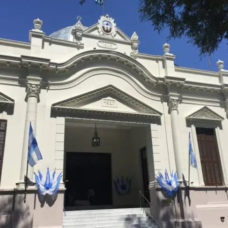 El Senado dio media sanción al acuerdo para impulsar la conexión fluvial entre Bella Vista y Villa Ocampo