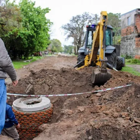 Esquina: Obra finalizada: concluyeron la extensión de la red cloacal sobre calle Marín