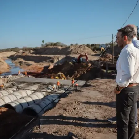 Valdés destacó el avance de las obras hídricas para anticiparse al impacto del Niño en Corrientes