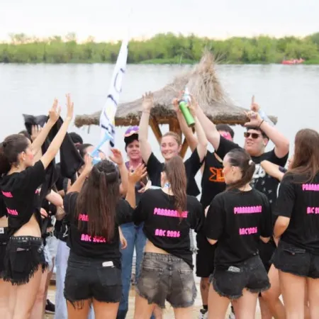 Cristian Olivetti acompañó el festejo por el día del Estudiante en la Costanera de Esquina