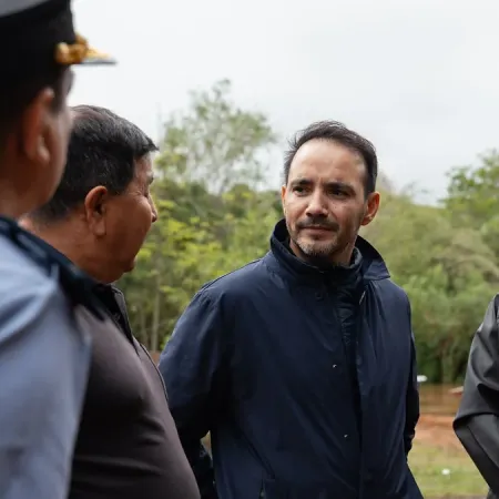 Valdés pone sus expectativas en la bajante de Ituzaingó para contener la creciente en Itatí y Paso de la Patria